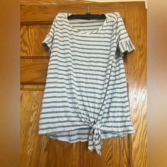 Green Envelope - Los Angeles - Short Sleeve Shirt - Picture 1 of 3